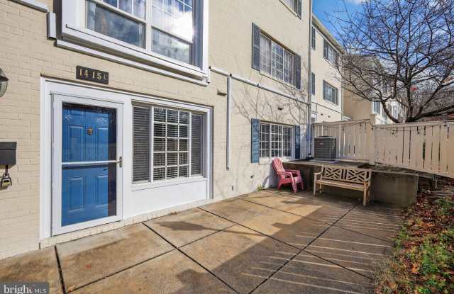 1415 N VAN DORN Street unit: C - 1415 North Van Dorn Street, Alexandria, VA 22304