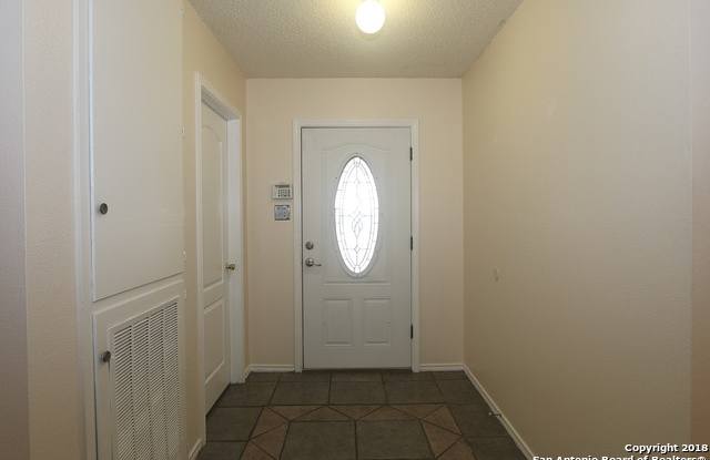 7327 WINE GARDEN Gallery 3