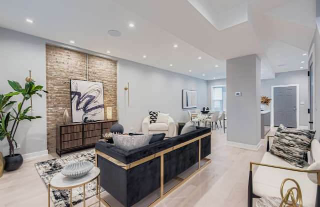 6540 S Ingleside Avenue Gallery 2