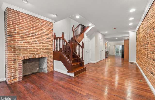 1811 E PRATT Street Gallery 3