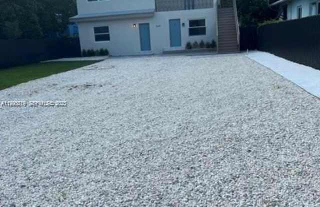 5444 NW 5th Avenue photos photos