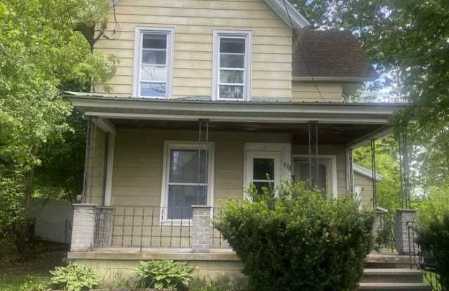 628 Lillian Street - 628 Lillian Street, Watertown, NY 13601