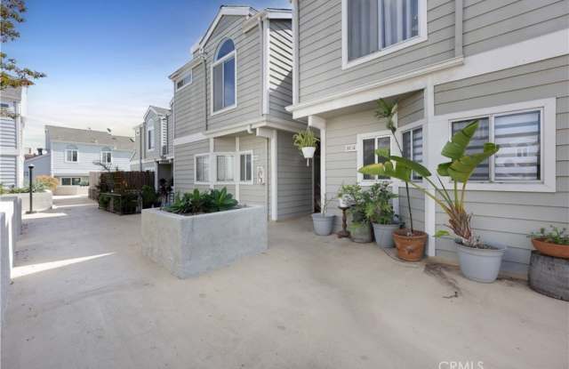 260 Victoria Street - 260 Victoria Street, Costa Mesa, CA 92627