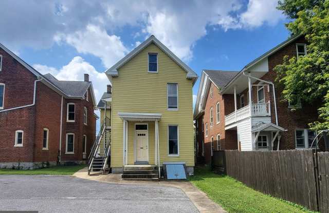 473 LINCOLN Way E - 473 Lincoln Way East, Chambersburg, PA 17201
