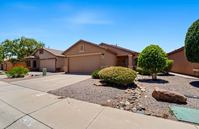 Live in Rancho El Dorado | Spacious 3 Bed Near Golf & Parks photos photos