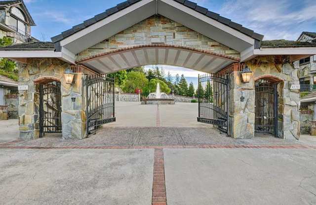 STUNNING LUXURY HOME WITH GORGEOUS SETTING IN WONDERFUL ORINDA! - 4134 Happy Valley Road, Orinda, CA 94563