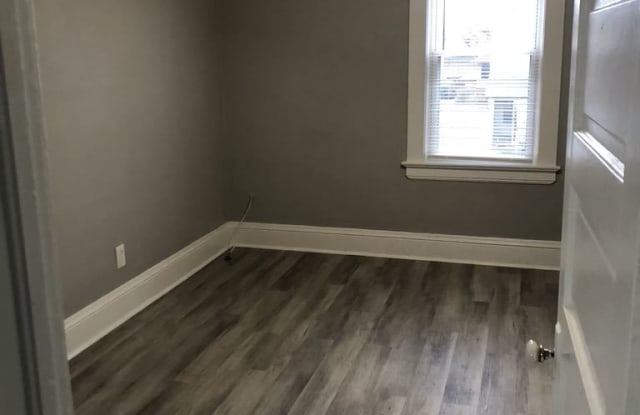 2021 Halstead Avenue Gallery 3