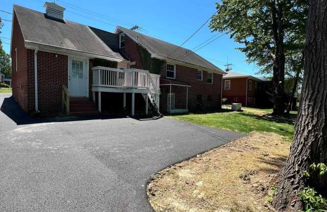 9406 BELAIR Road Gallery 3