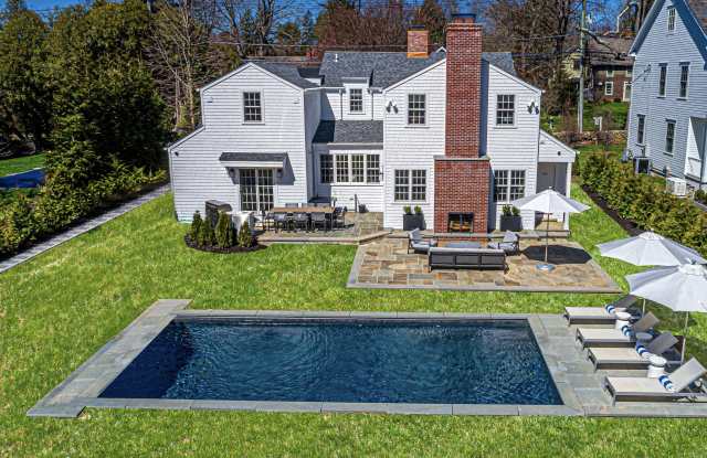 64 Kings Highway North photos photos