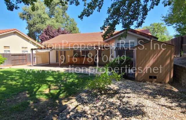 Woodcreek High School Walking Distance, West Roseville Single Story, , 4 Bed 2 Bath Large yard with Covered Patio and Shed with Gardner photos photos