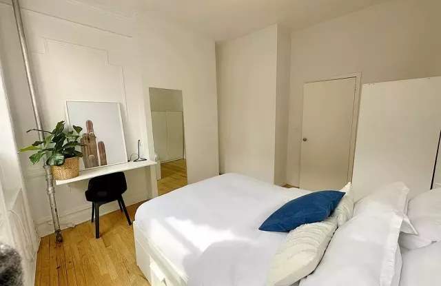 168 Stanton St. - 168 Stanton Street, New York City, NY 10002