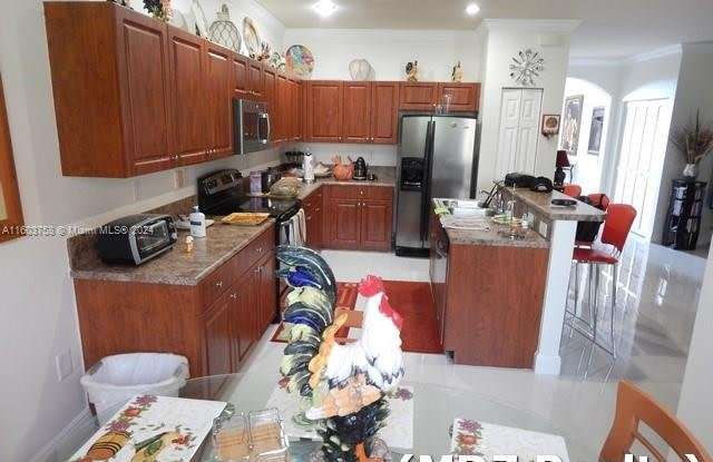 11231 SW 240th Ln Gallery 3