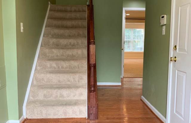 2727 CORNET COURT Gallery 2
