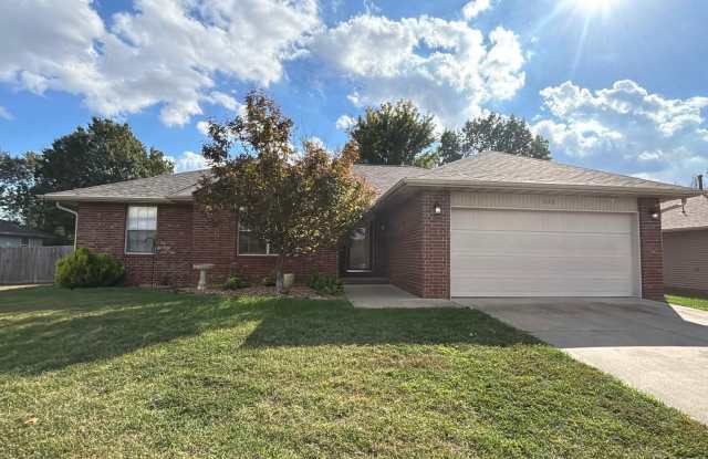 Cute 3 Bedroom 2 Bathroom 2 Car Garage Home available NOW!! Gallery 1