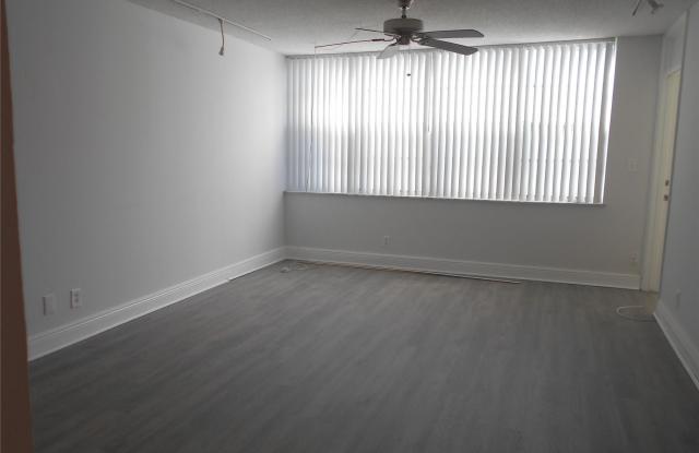 2781 TAFT Street Gallery 2