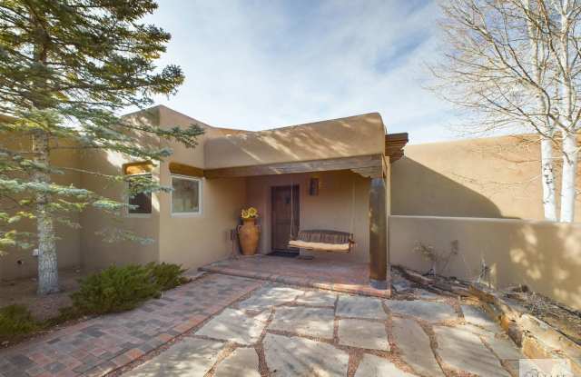 Custom Built home in Desirable Northside Homeowner's Association photos photos