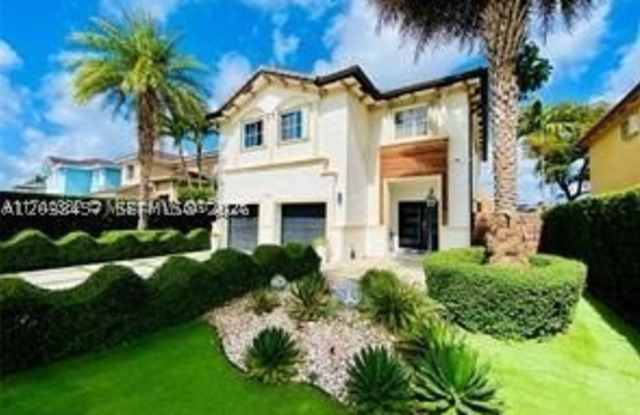 13447 SW 291st St photos photos