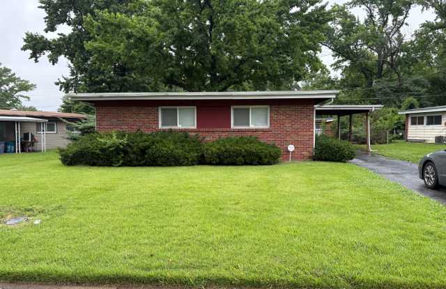 3 Bedroom/1.5 Bath Brick Ranch photos photos