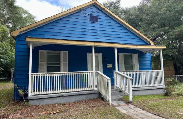 Downtown Wilmington - Bungalow Style - 2BD/1BA photos photos Downtown Wilmington - Bungalow Style - 2BD/1BA photos photos