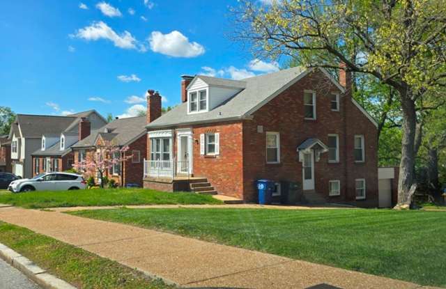 House for Rent in Southwest City - 6423 Scanlan Avenue, St. Louis, MO 63139