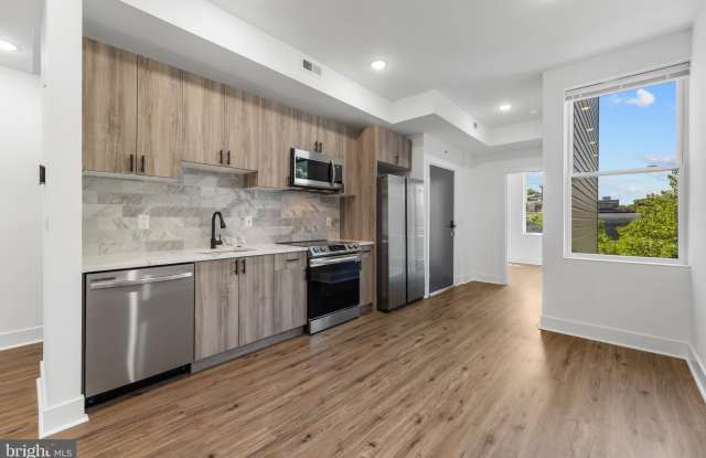 3934 W GIRARD AVENUE photos photos