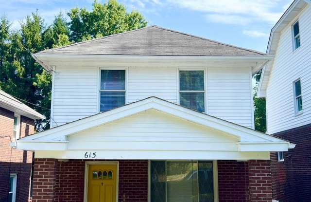 Newly Remodeled 2 bed, 1.5 bath in Observatory Hill- Offstreet parking and Hardwood Floors!! photos photos
