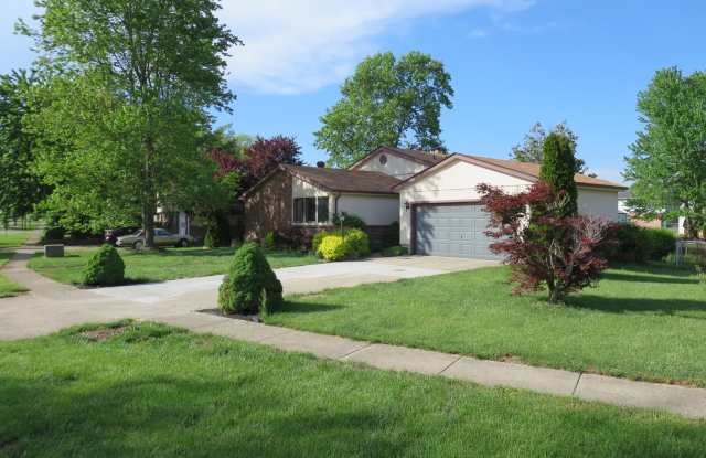 Nice split level home with garage and fenced backyard, Virtual Tour! photos photos Nice split level home with garage and fenced backyard, Virtual Tour! photos photos