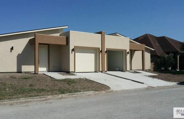6309 GUINEVERE DR photos photos
