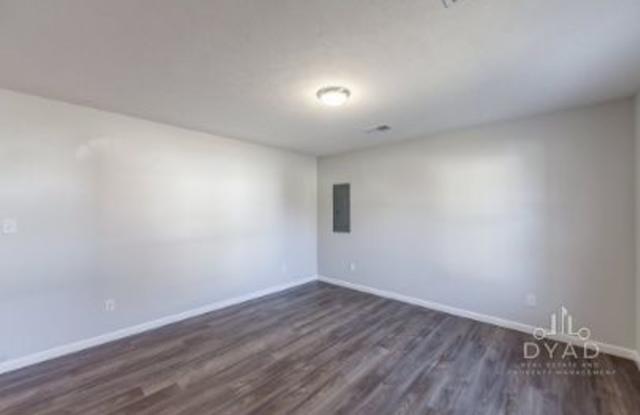 121 Saint George Avenue Gallery 3