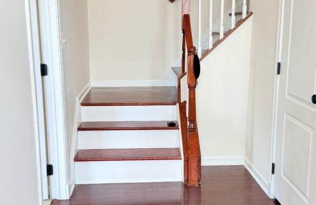 43196 WHELPLEHILL Terrace Gallery 4