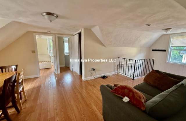 29 Capen St. Gallery 3