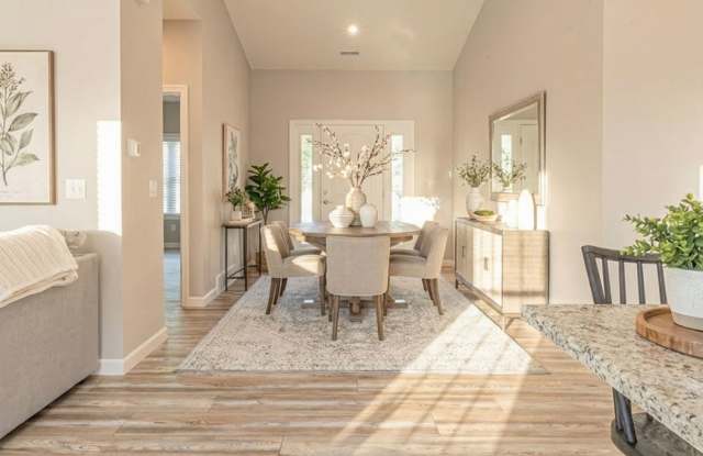 179 Lakeshore Ct Gallery 3