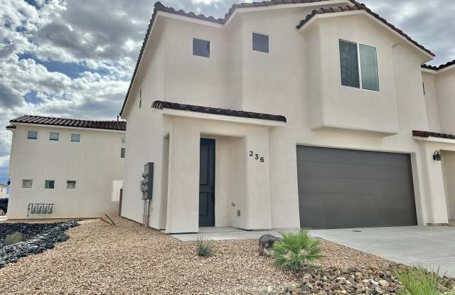 236 N 2480 W photos photos