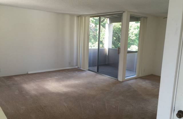4851 Collwood Blvd. #B Gallery 4