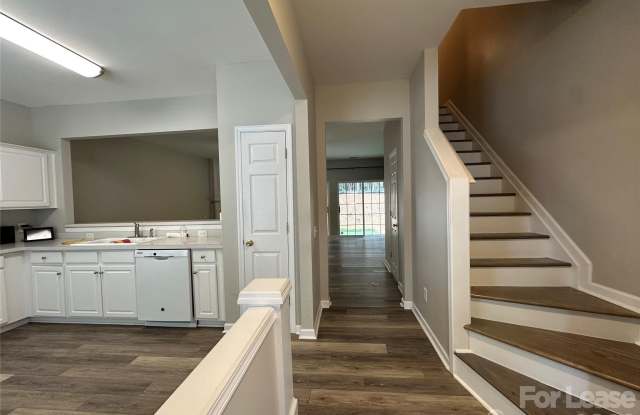 6626 Rothchild Drive Gallery 3