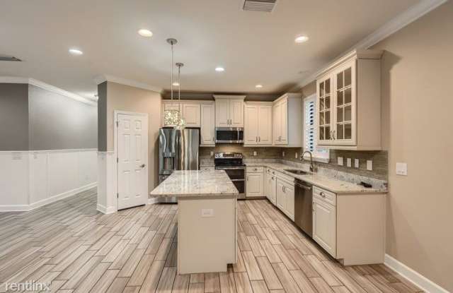 8021 Whitetail Deer Way Gallery 3