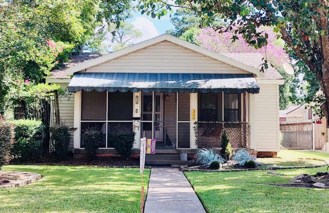 2BR/2BA Gem in Saints Street Area! photos photos