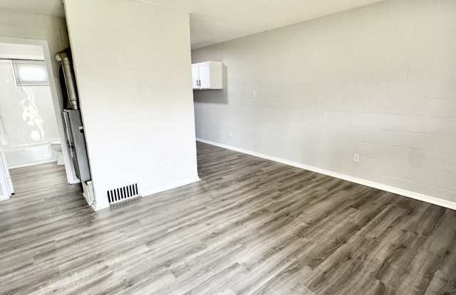 2026 West 9th Street - C photos photos