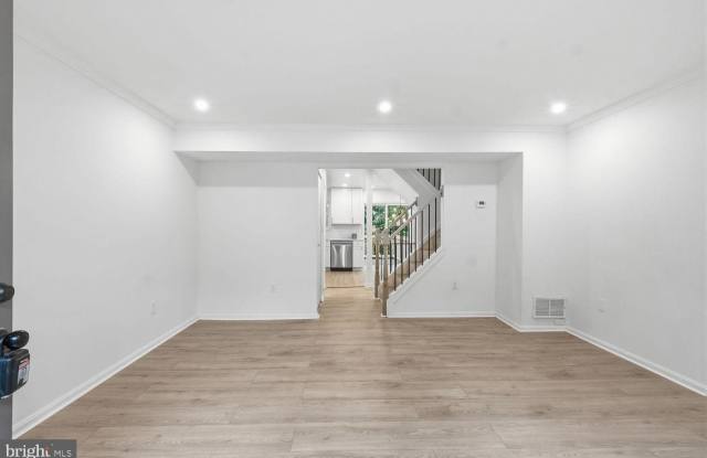 15387 GATEHOUSE Terrace Gallery 4
