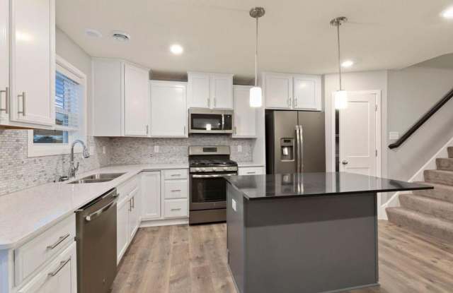 Luxury 3-Bed, 3-Bath Townhome in Prior Lake for $2,899/month! photos photos