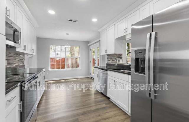 911 Bellgate Court Gallery 4
