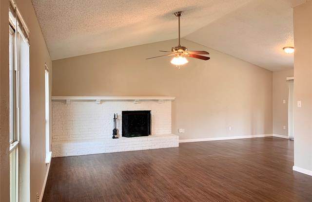 2637 Hamilton Drive Gallery 2