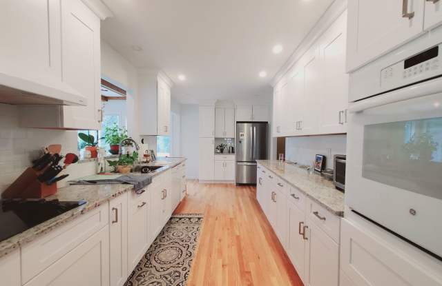 110 Hecker Avenue photos photos