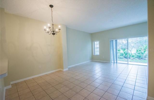 8427 CRYSTAL COVE LOOP Gallery 4