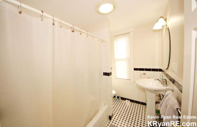 Nice 3 bed in Waltham - 60 Bedford Street, Waltham, MA 02453