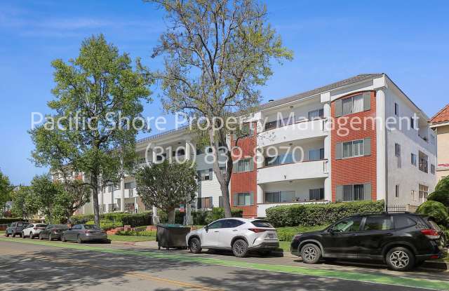 Spacious 2 Bed, 2 Bath Condo in Prime Santa Monica Neighborhood - 521 Montana Avenue, Santa Monica, CA 90403