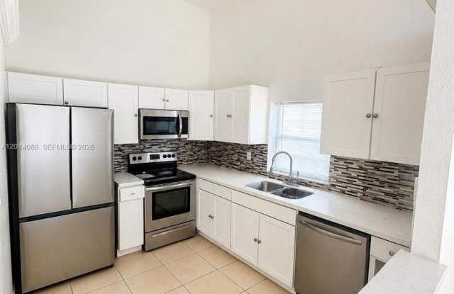 10559 La Placida Drive, Coral Springs, FL 33065 photos photos