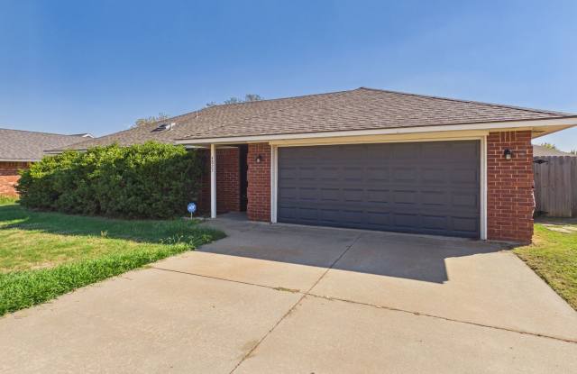 4827 SE Brown Ave, Lawton, OK Gallery 1