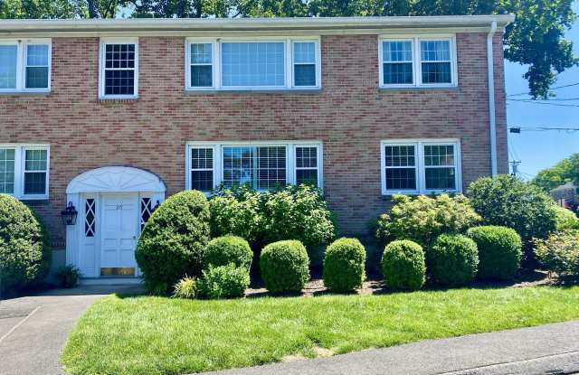 155 Heritage Hill Road photos photos