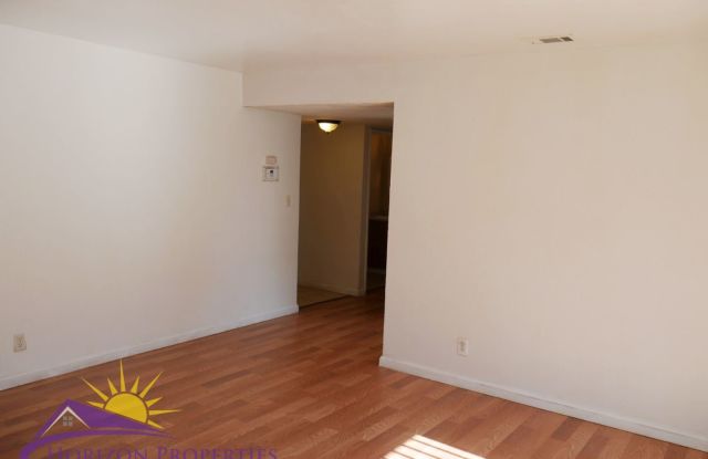 1530 Glidden Avenue Gallery 3